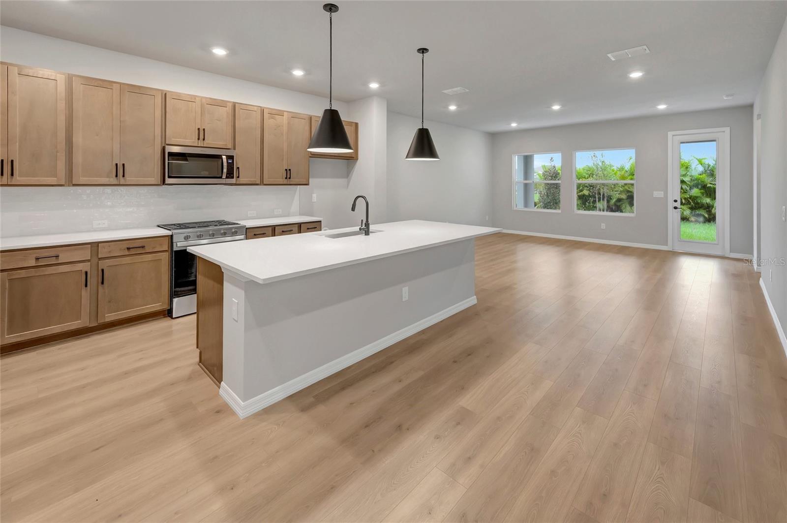 5188 CREEK SAND DR — photo 3
