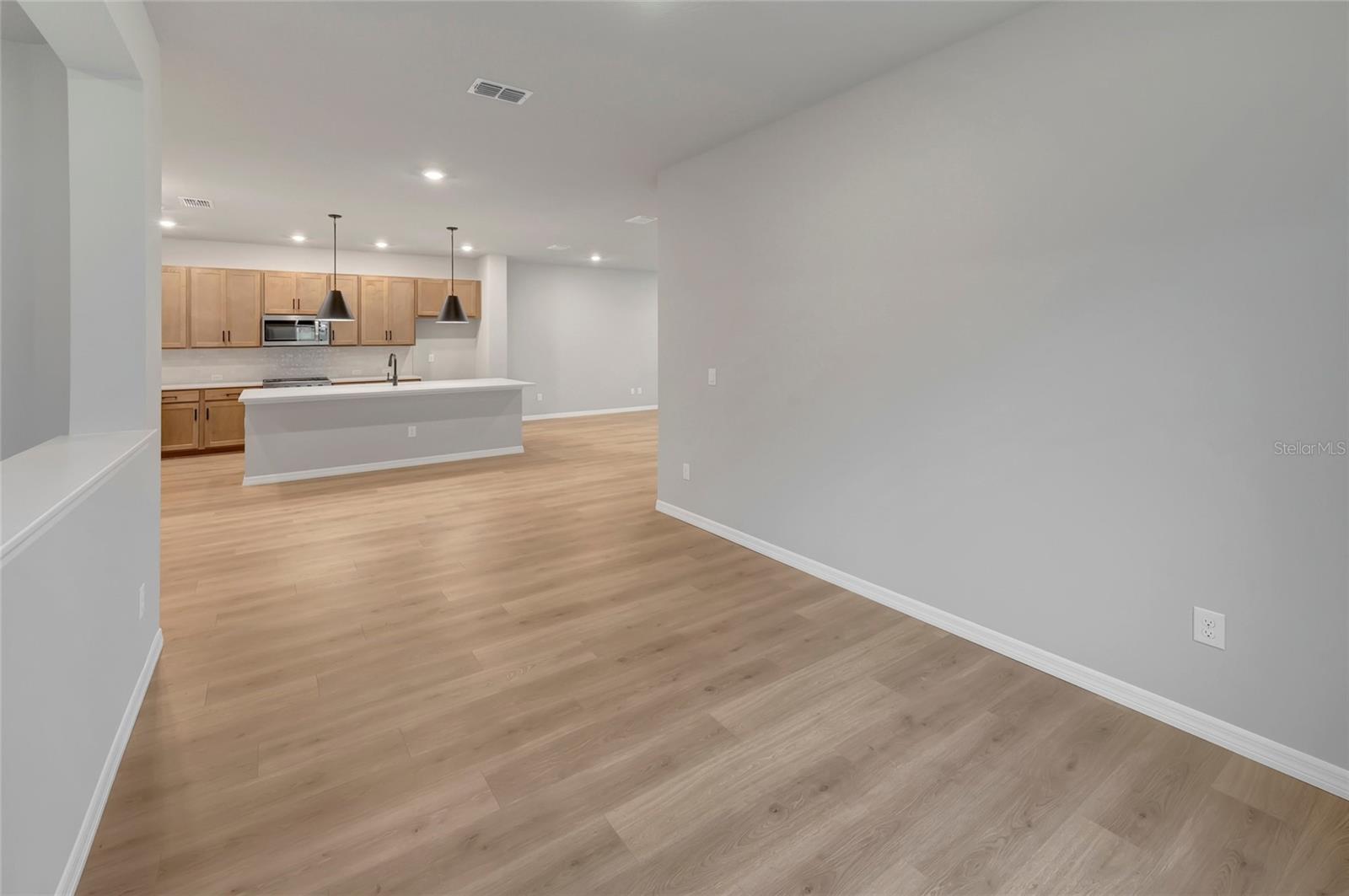 5188 CREEK SAND DR — photo 7