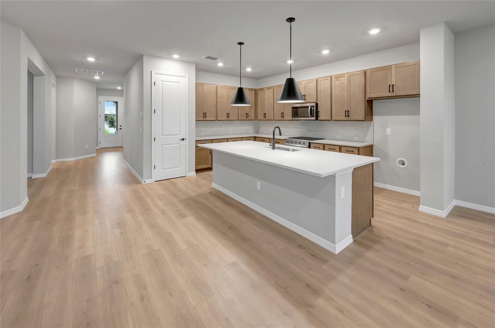 5188 CREEK SAND DR — photo 4