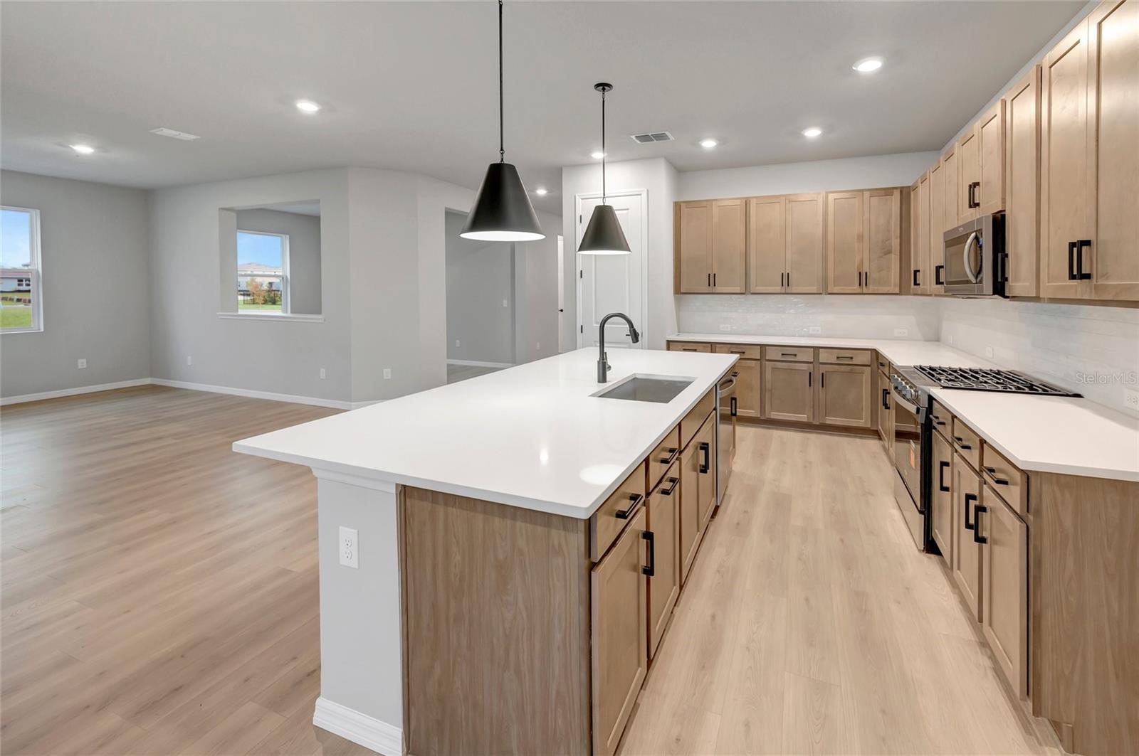 5188 CREEK SAND DR — photo 5