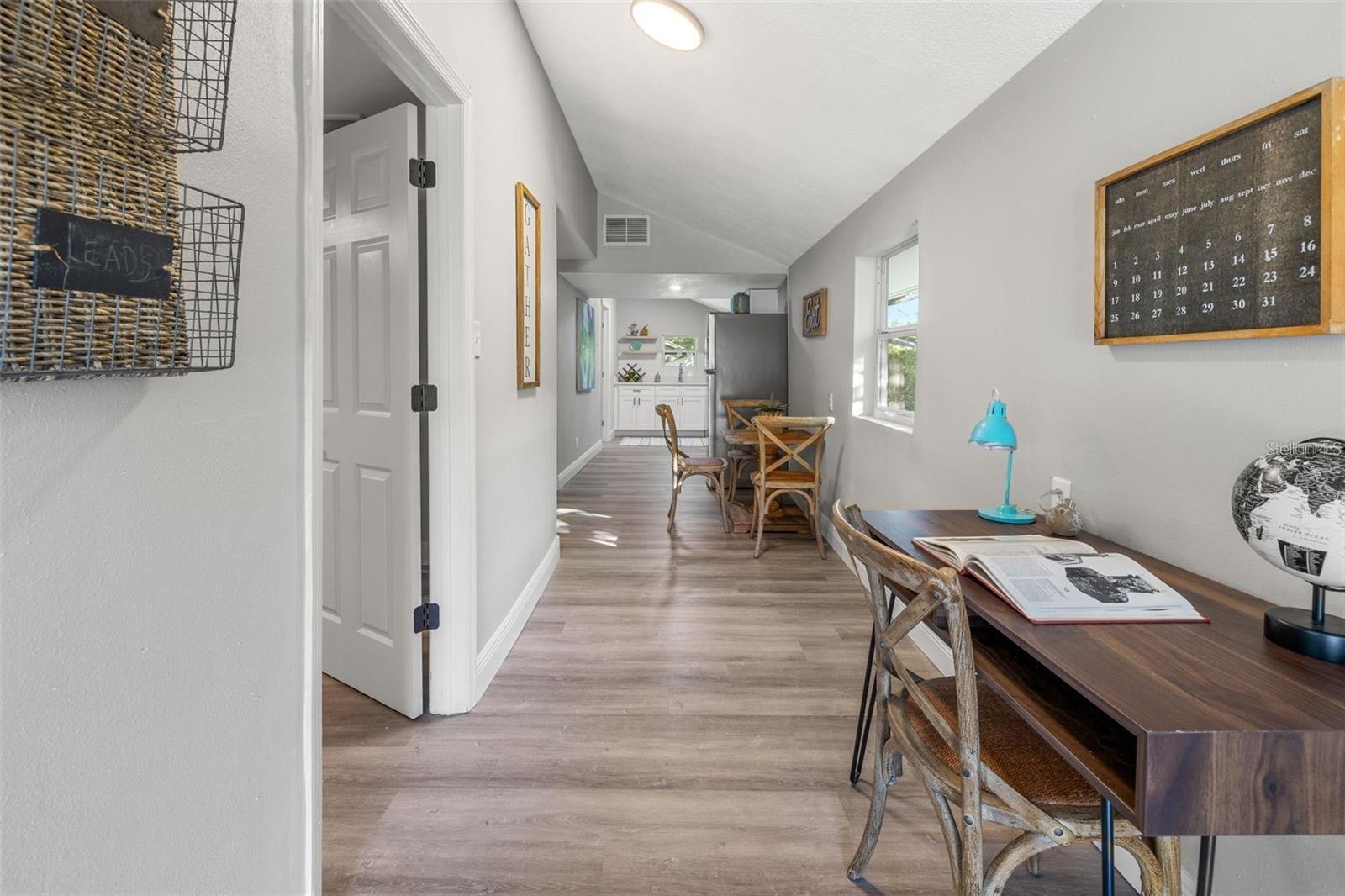 1606 E OSBORNE AVE — photo 5