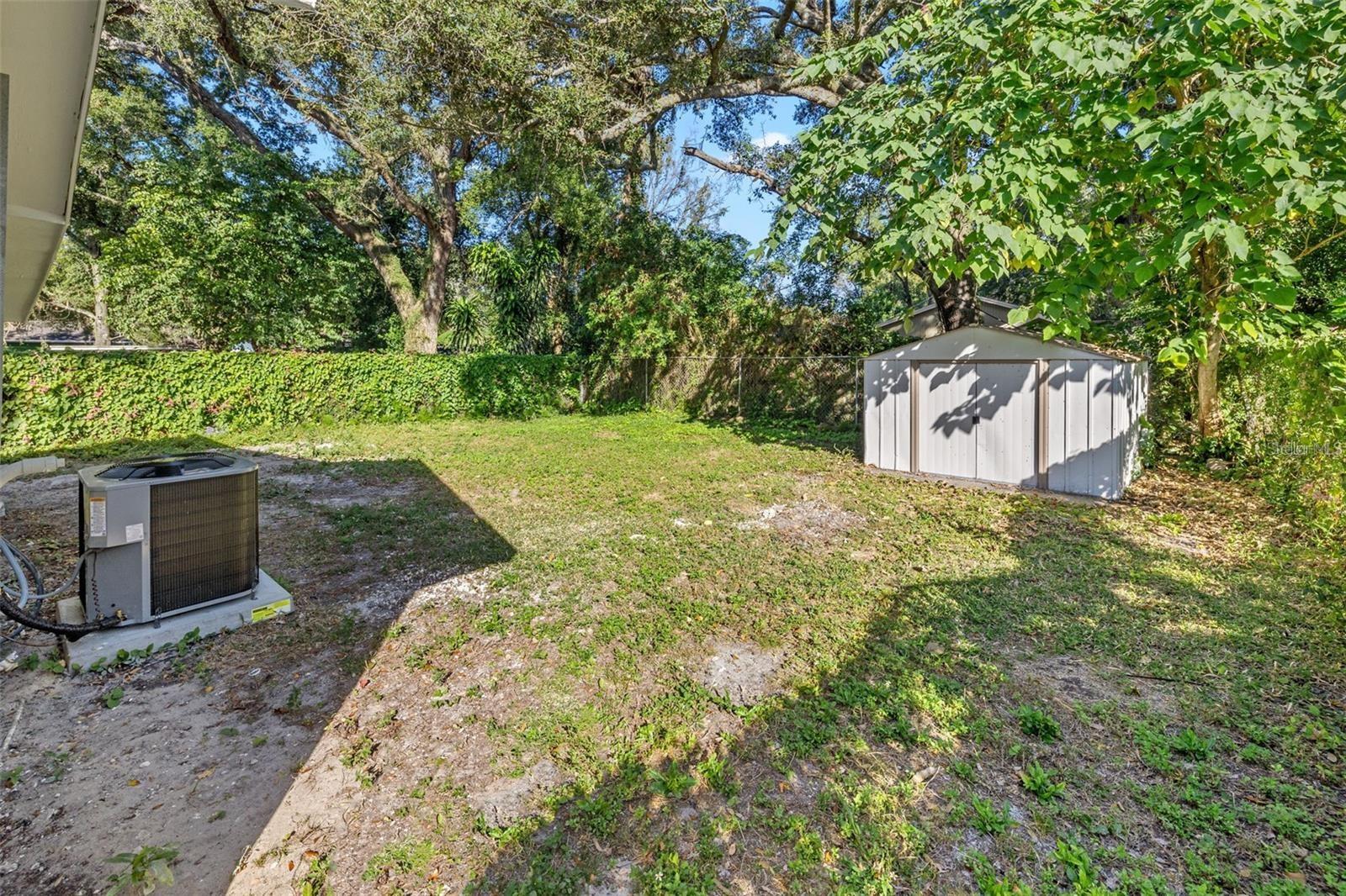 1606 E OSBORNE AVE — photo 28