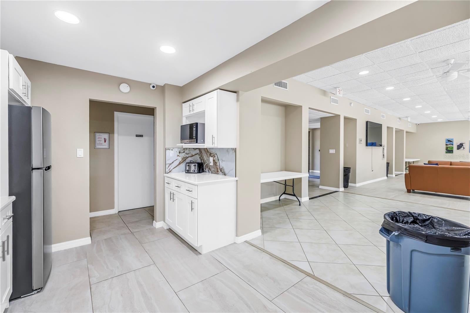 2333 FEATHER SOUND DR #C201 — photo 37