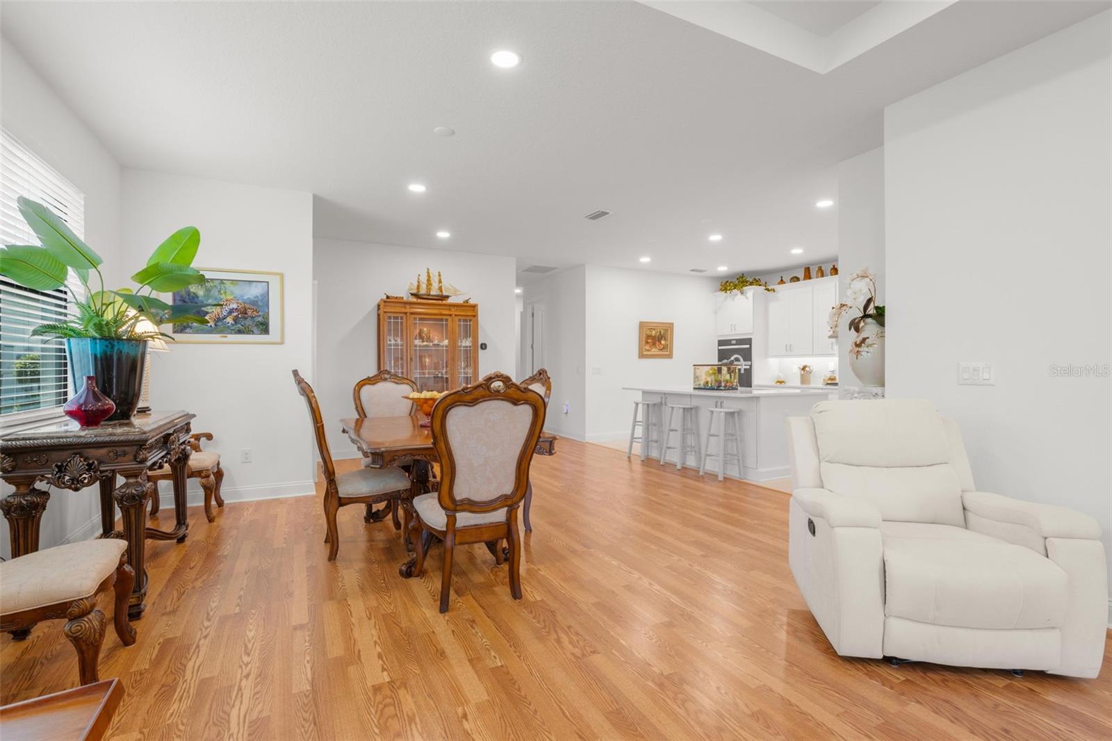 5828 WINDBREAK CT — photo 8