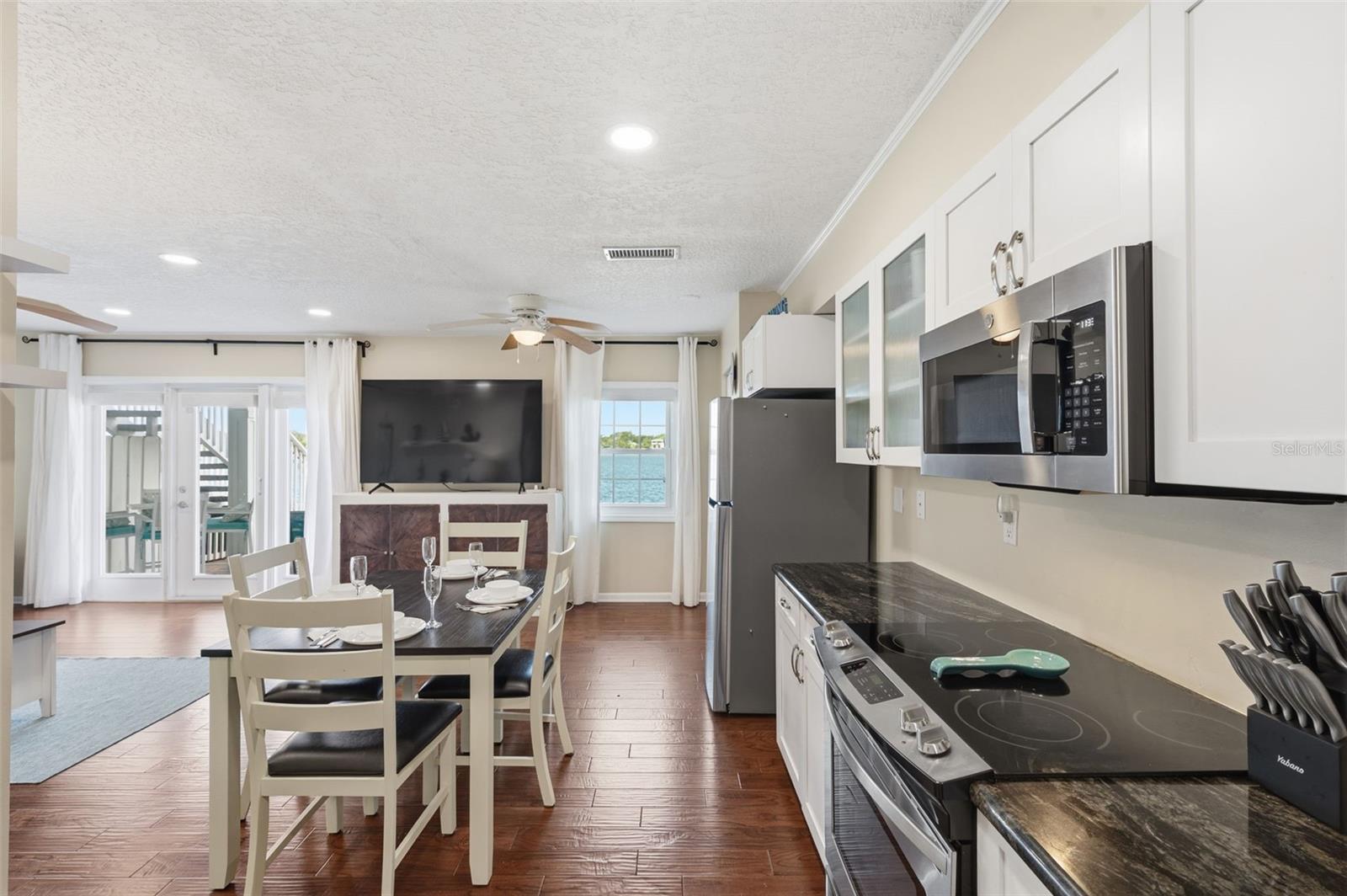 5117 SALMON DR SE #B — photo 10