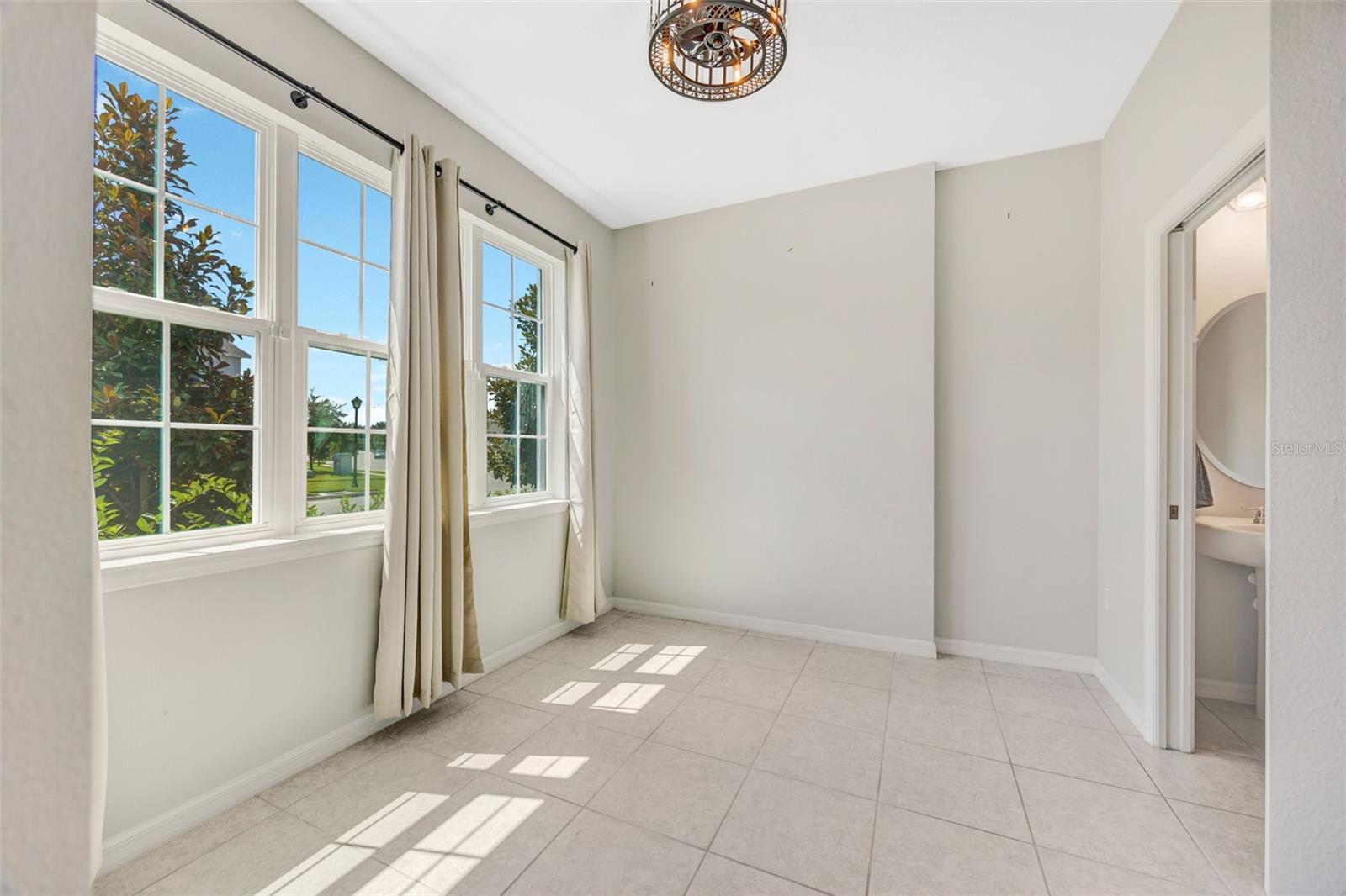 5022 AVALON PARK BLVD — photo 25