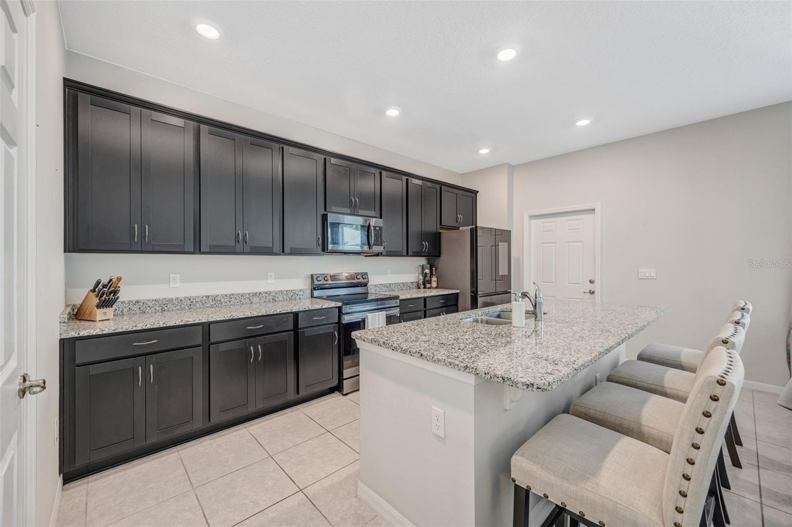 5022 AVALON PARK BLVD — photo 21