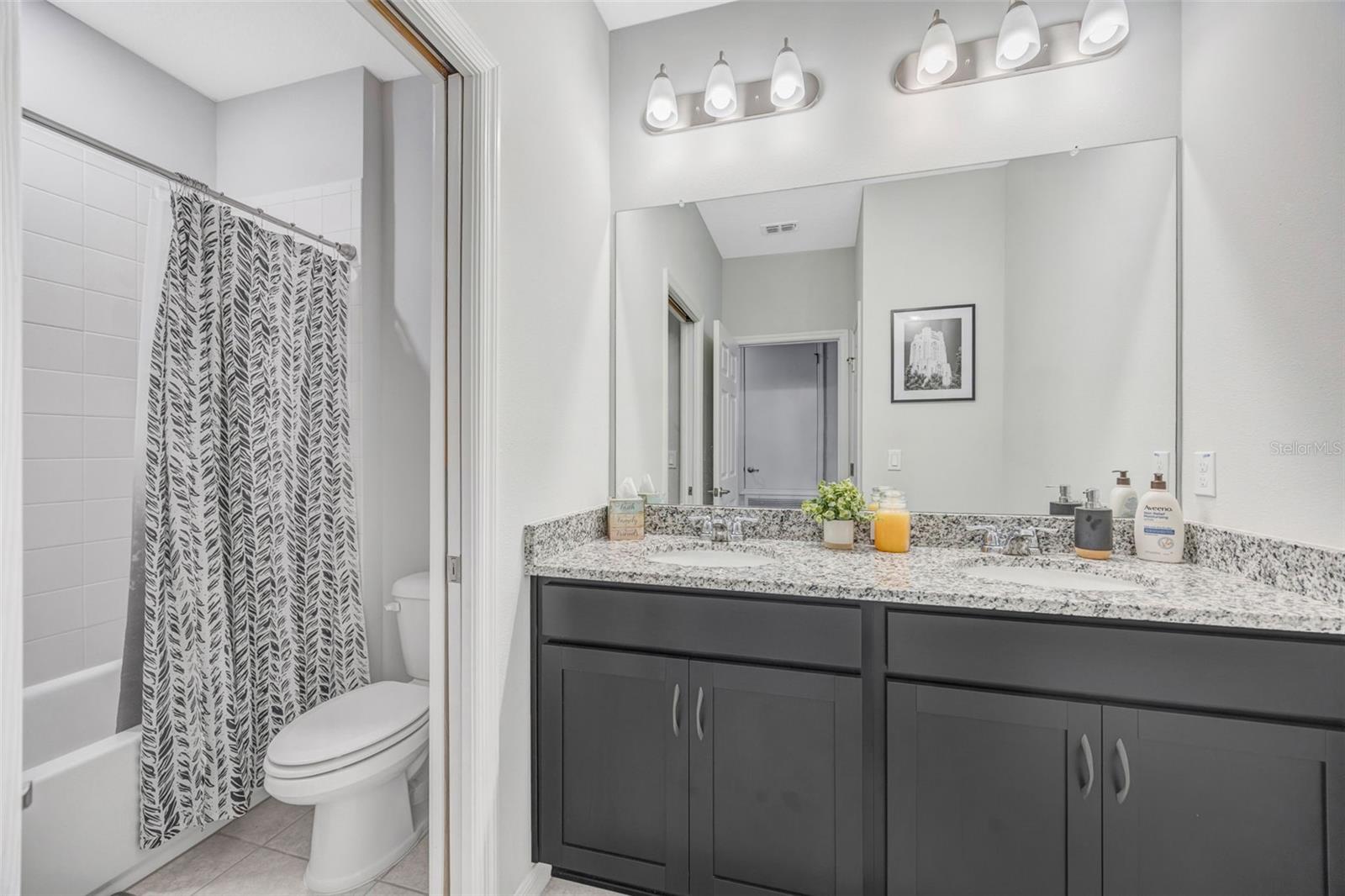 5022 AVALON PARK BLVD — photo 41
