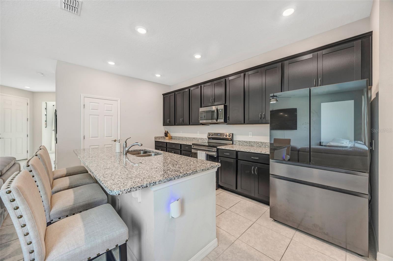 5022 AVALON PARK BLVD — photo 18