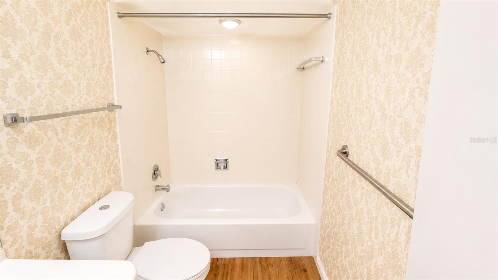 1624 WHITEHEAD DR #320 — photo 20