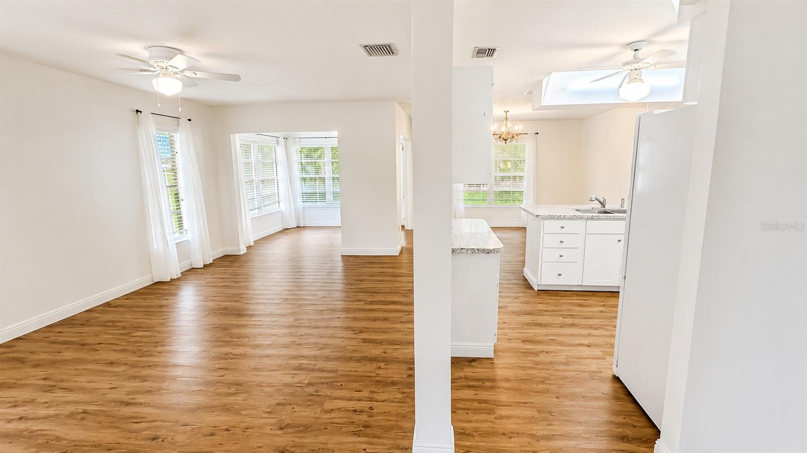 1624 WHITEHEAD DR #320 — photo 3