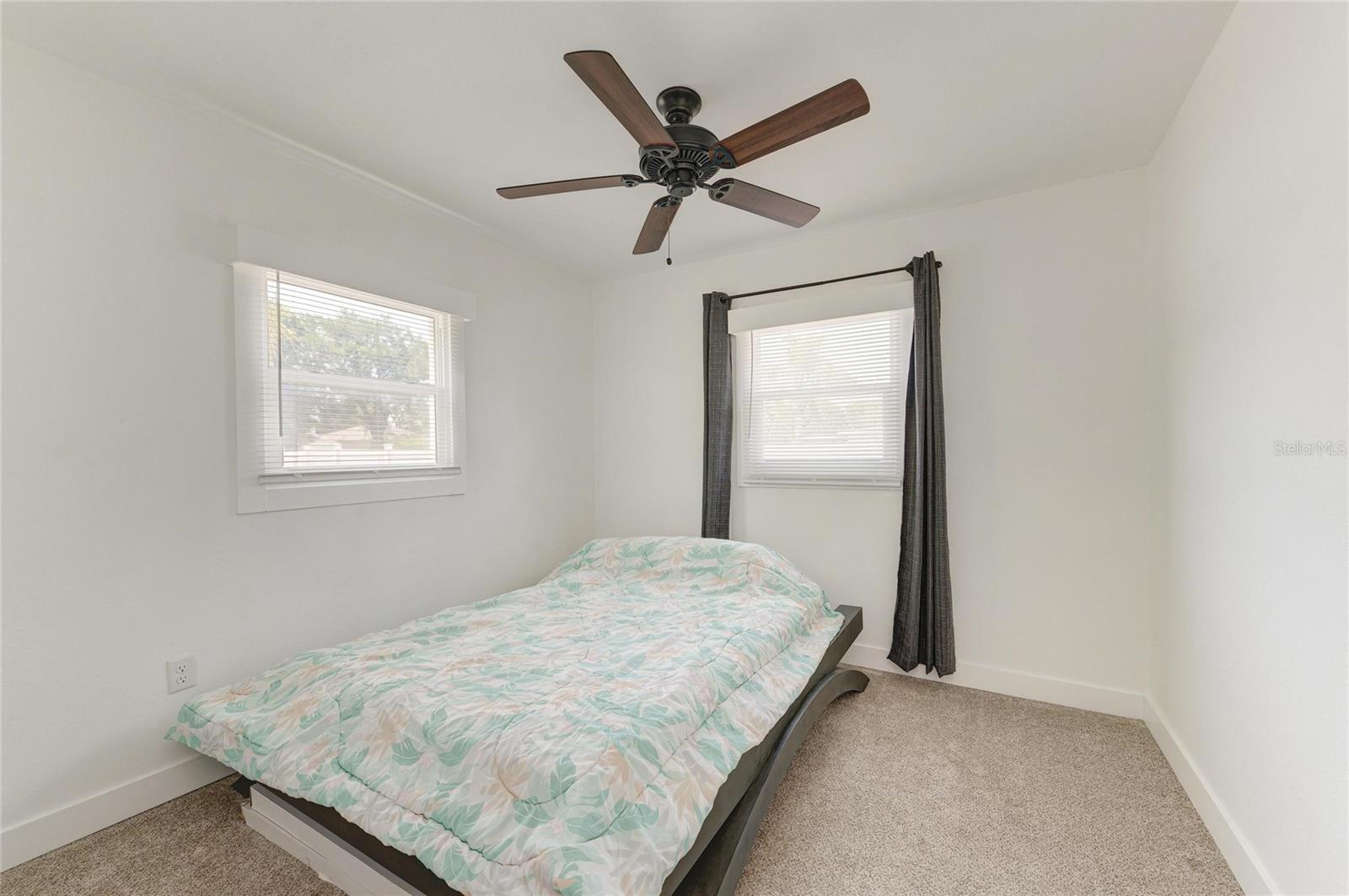 901 OAK ST SW — photo 22