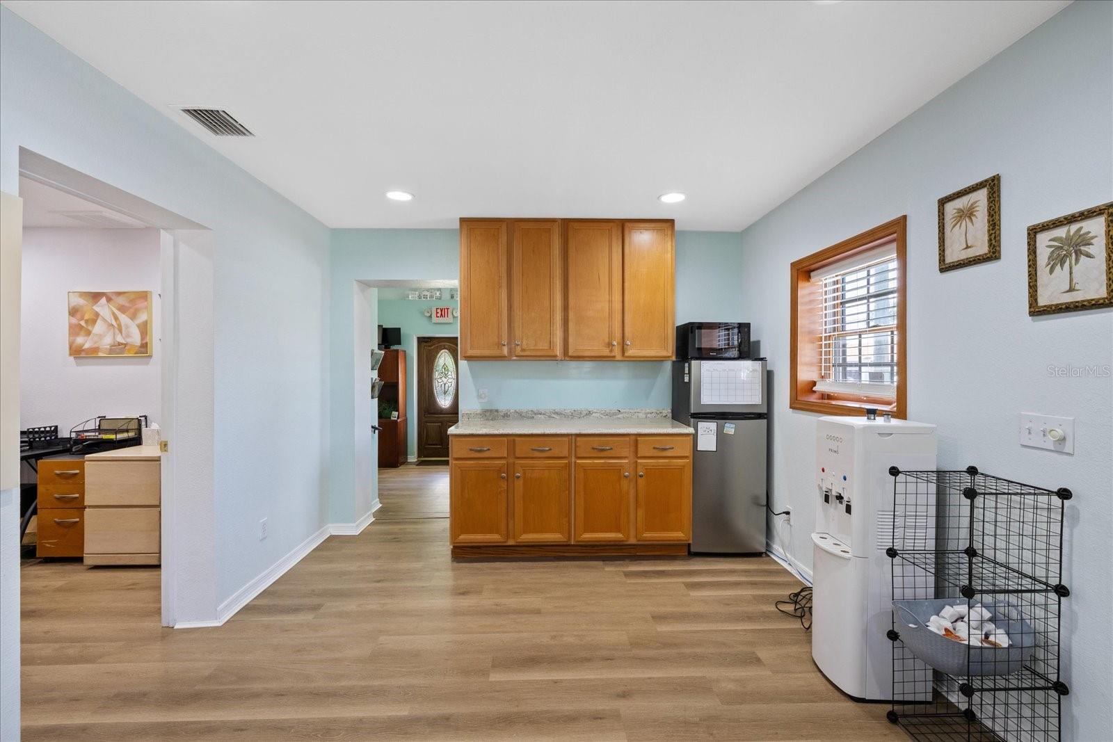 6511 MAIN ST — photo 12