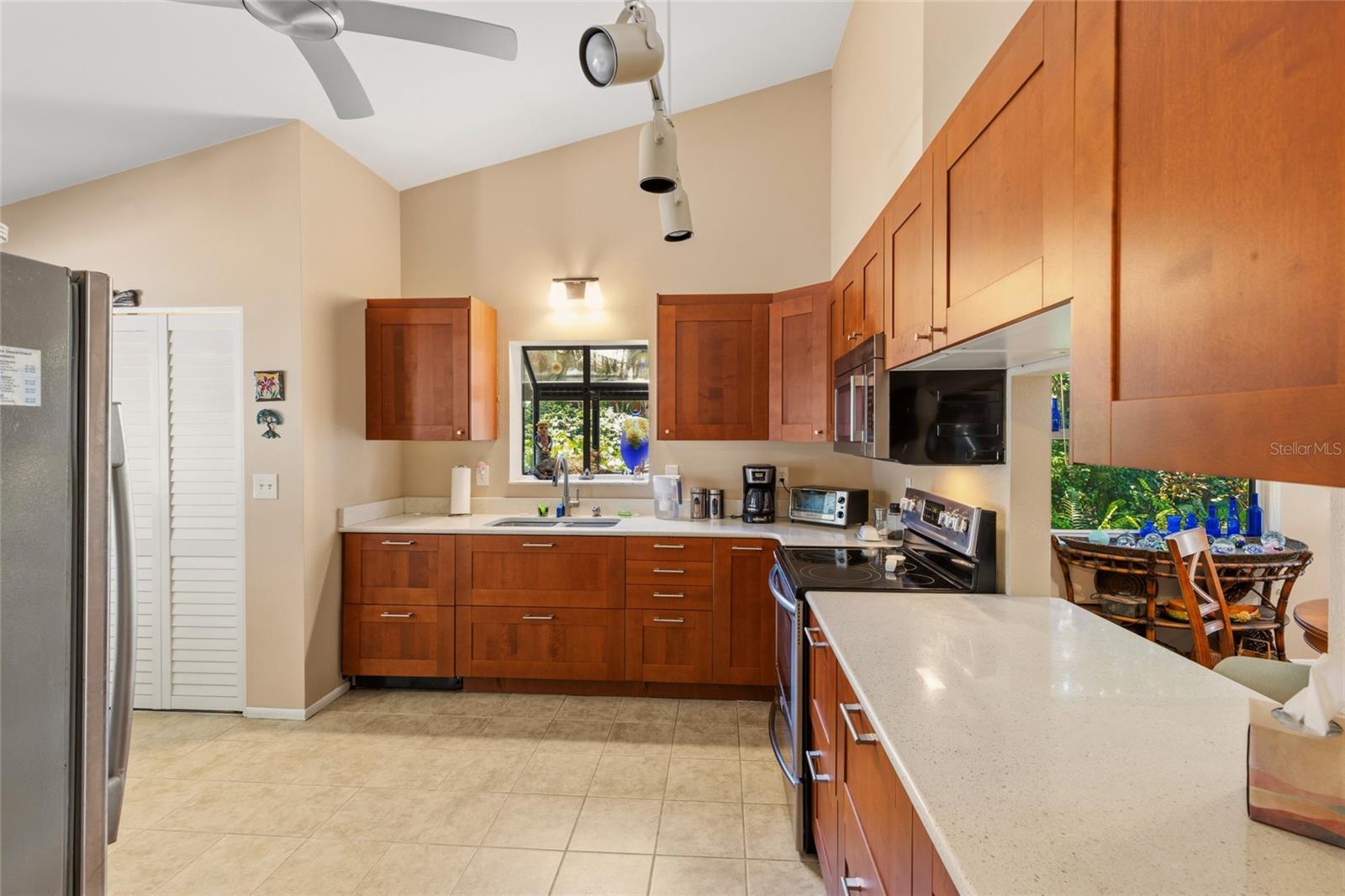 4845 VILLAGE GARDENS DR #177 — photo 8