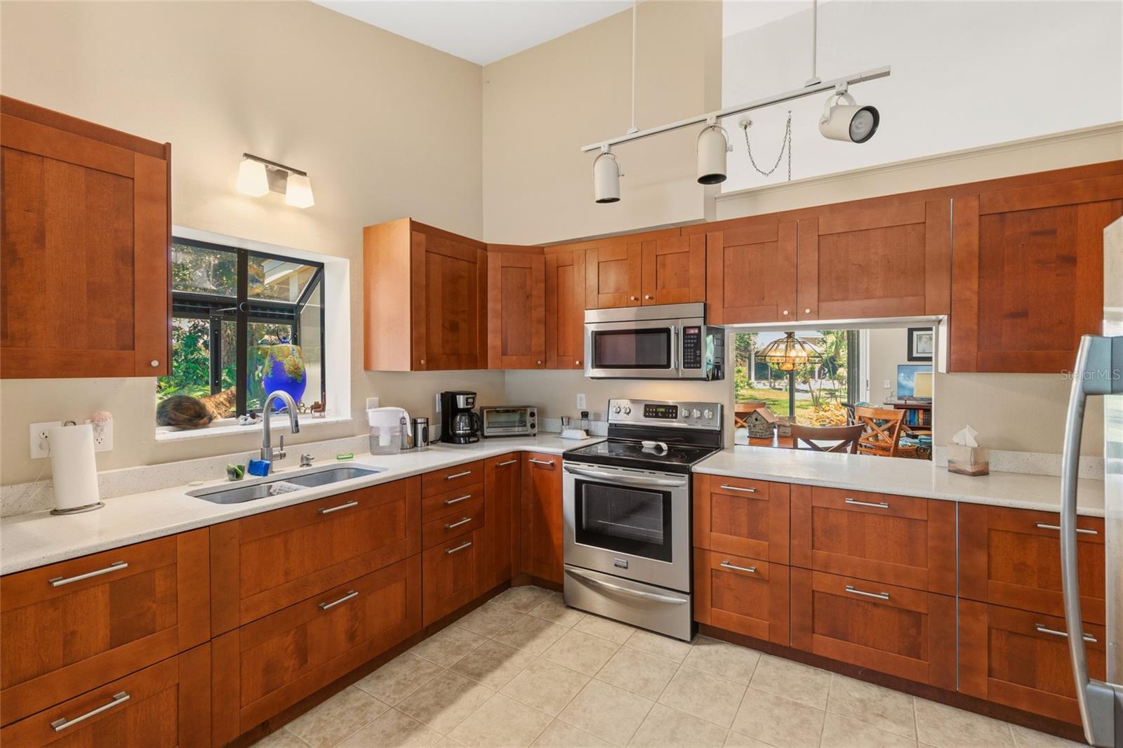 4845 VILLAGE GARDENS DR #177 — photo 9