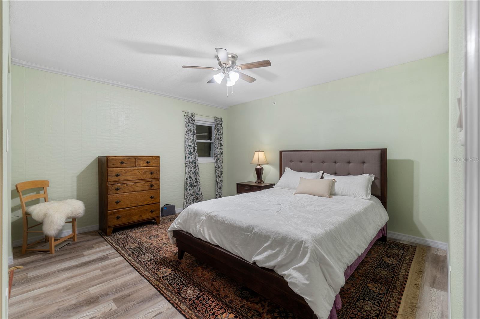 207 W WHEELER RD — photo 17