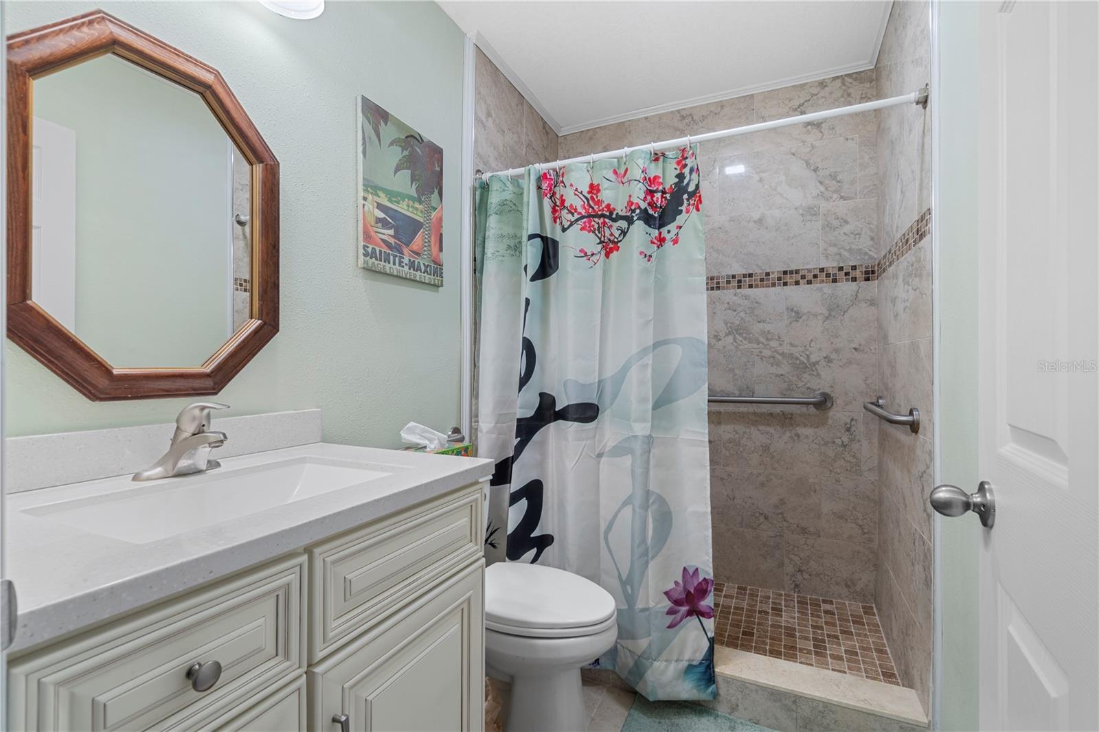 207 W WHEELER RD — photo 28