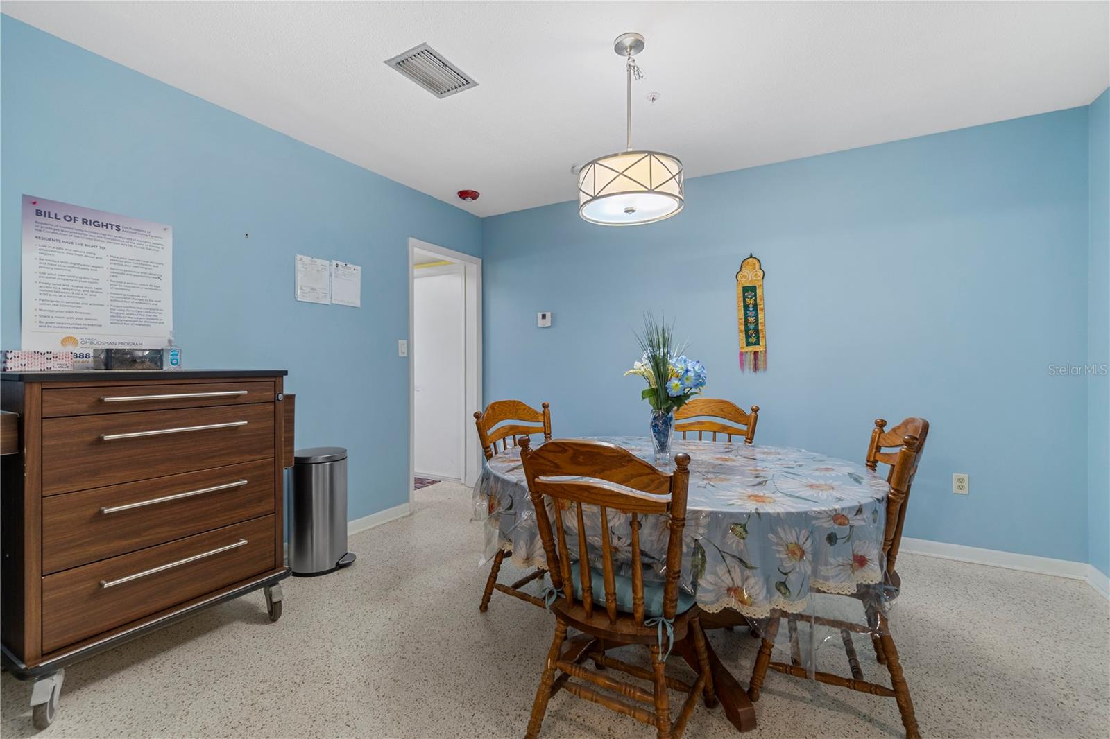 207 W WHEELER RD — photo 13