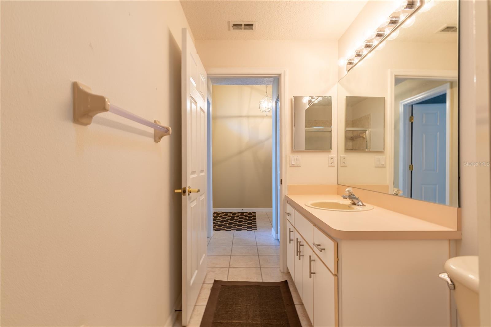 7541 MOORGATE CT — photo 13