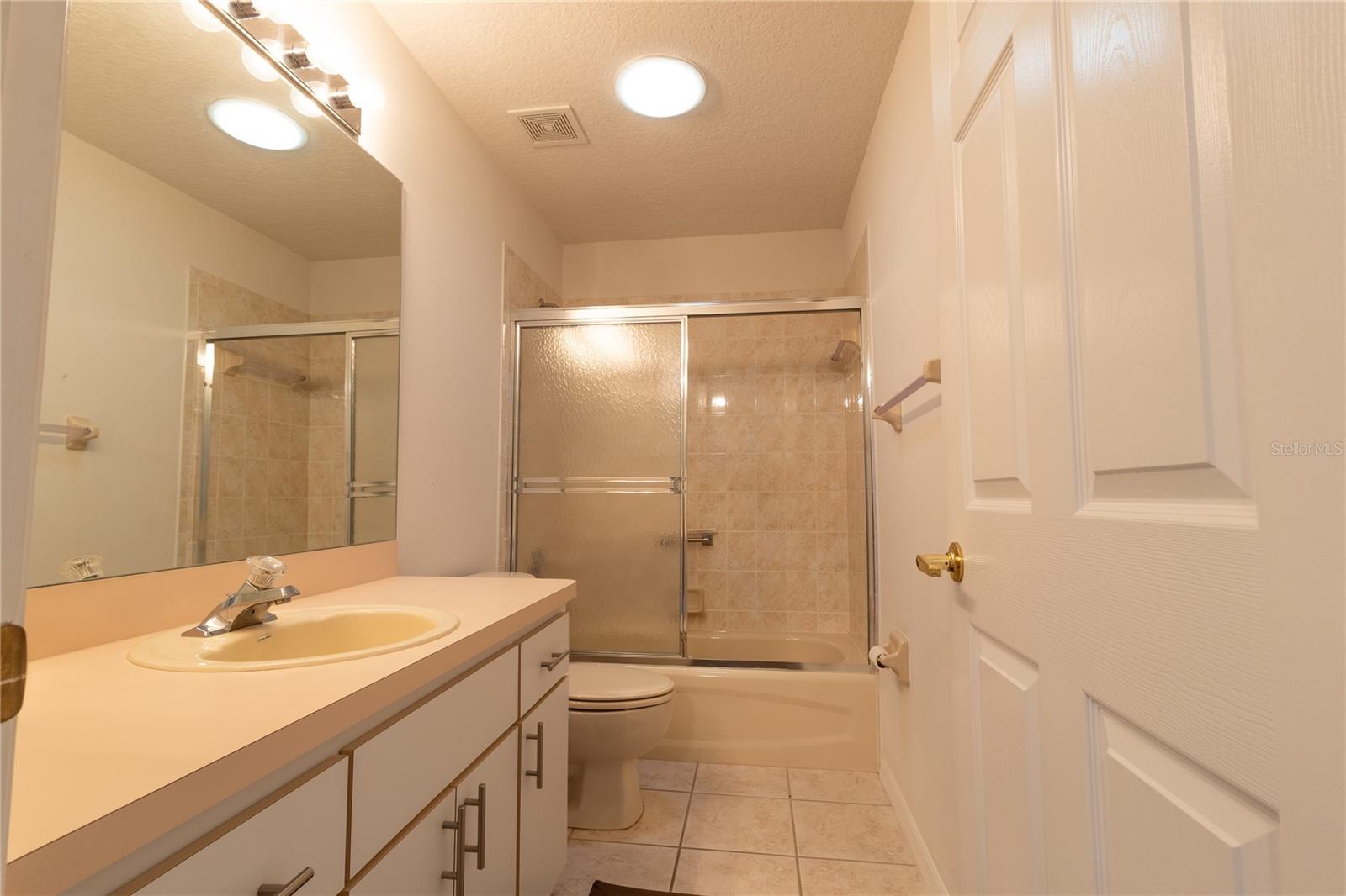 7541 MOORGATE CT — photo 12