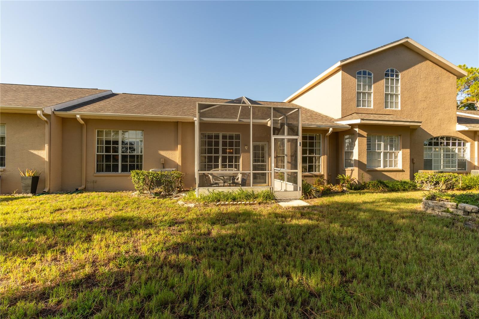 7541 MOORGATE CT — photo 30