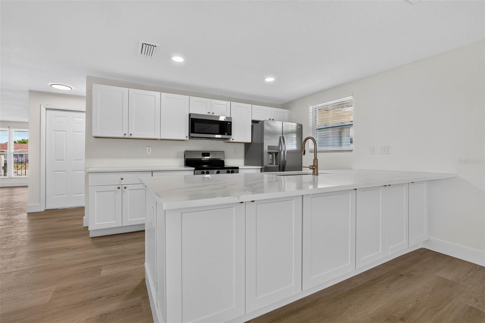 7604 JASMINE BLVD — photo 17