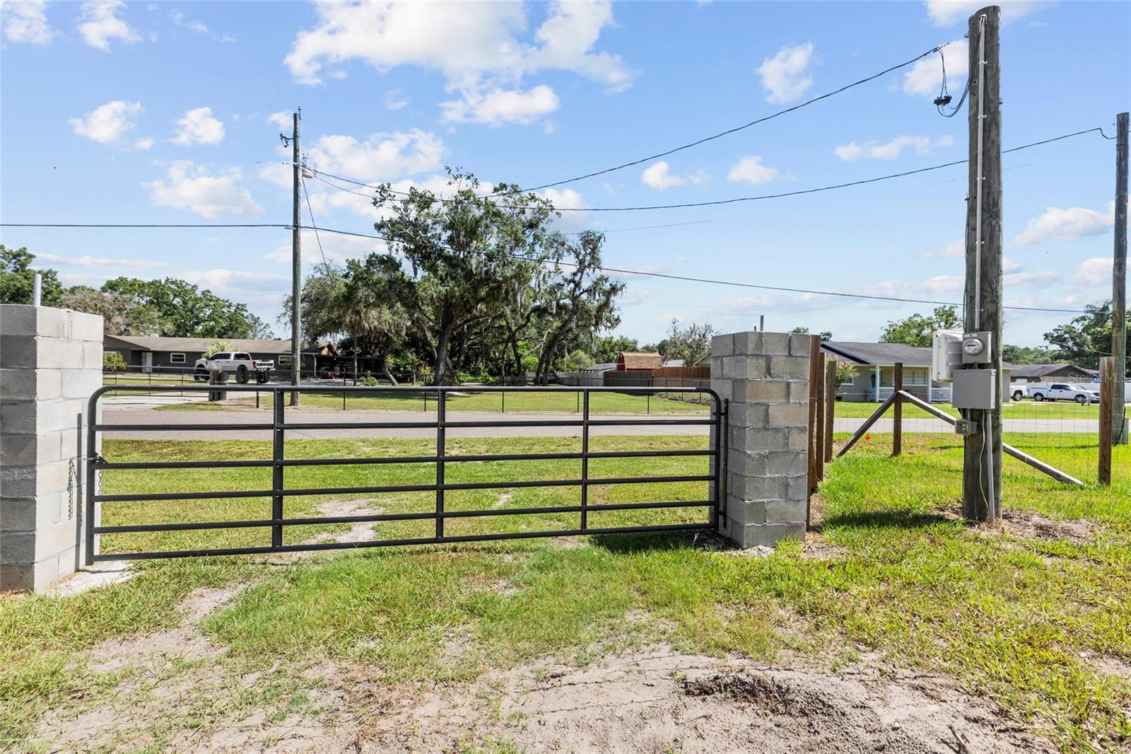 5030 DUQUE RD — photo 11