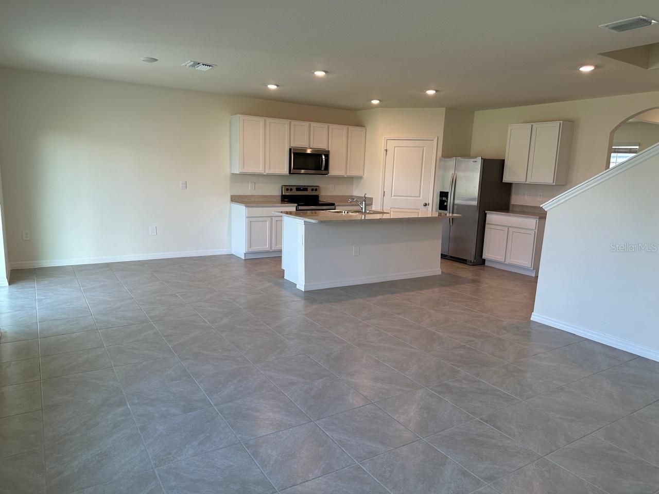 12760 LATERAL ROOT DR — photo 9