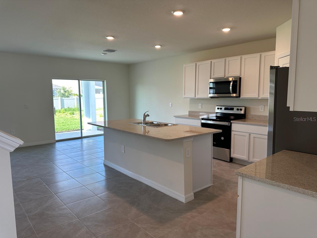 12760 LATERAL ROOT DR — photo 7