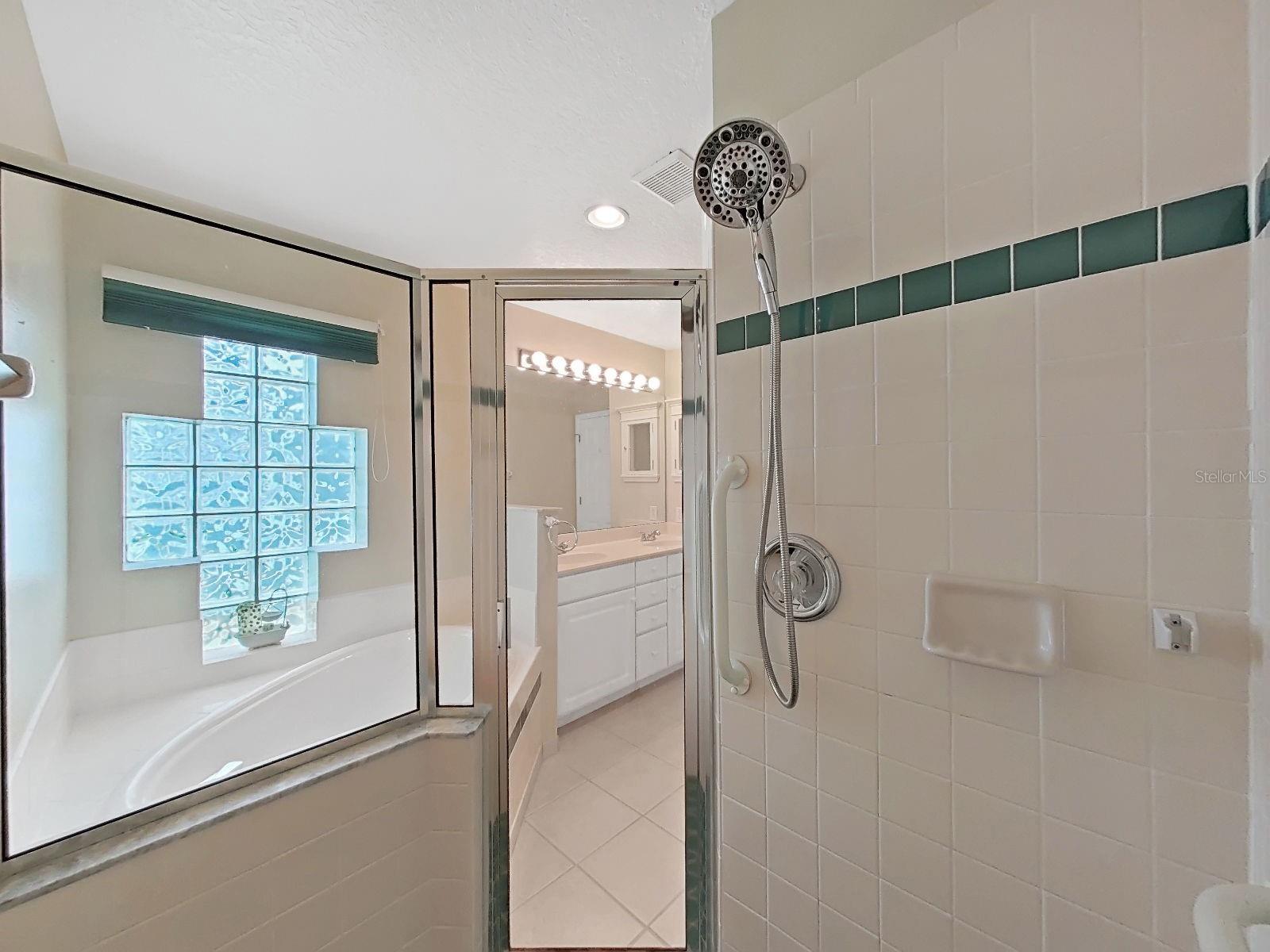 6122 GENTLE BEN CIR — photo 16