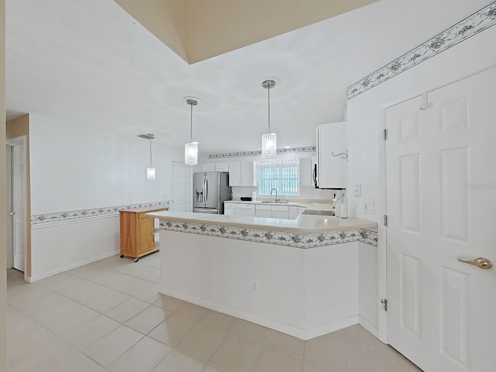 6122 GENTLE BEN CIR — photo 17