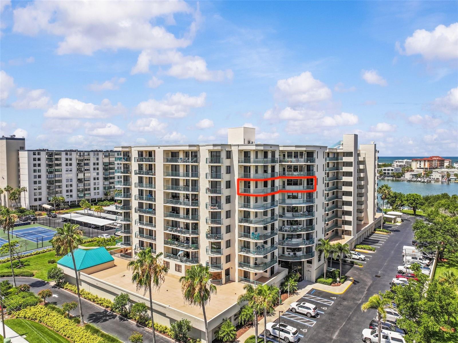670 ISLAND WAY #800 — photo 2