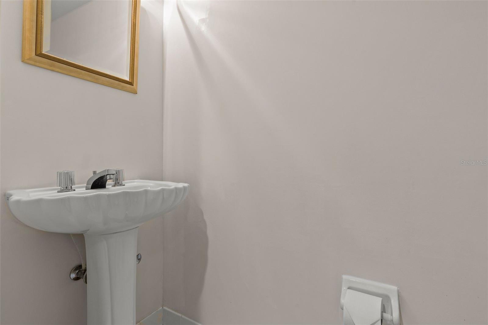 670 ISLAND WAY #800 — photo 25