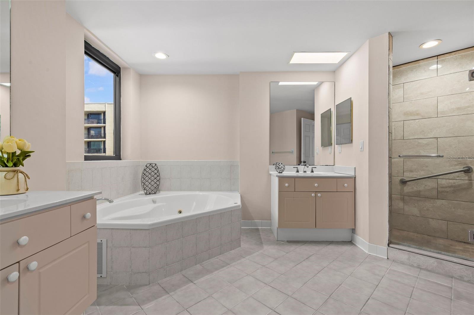 670 ISLAND WAY #800 — photo 29