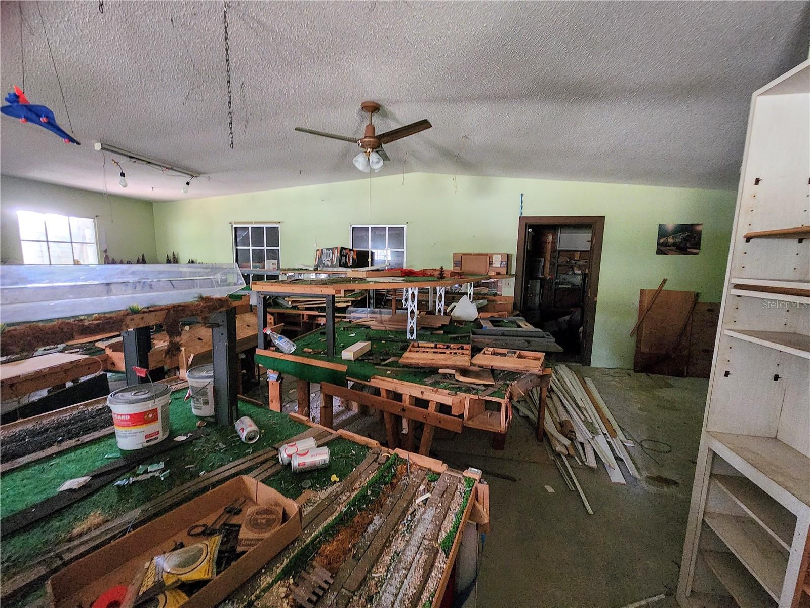 SHAMROCK DR — photo 29