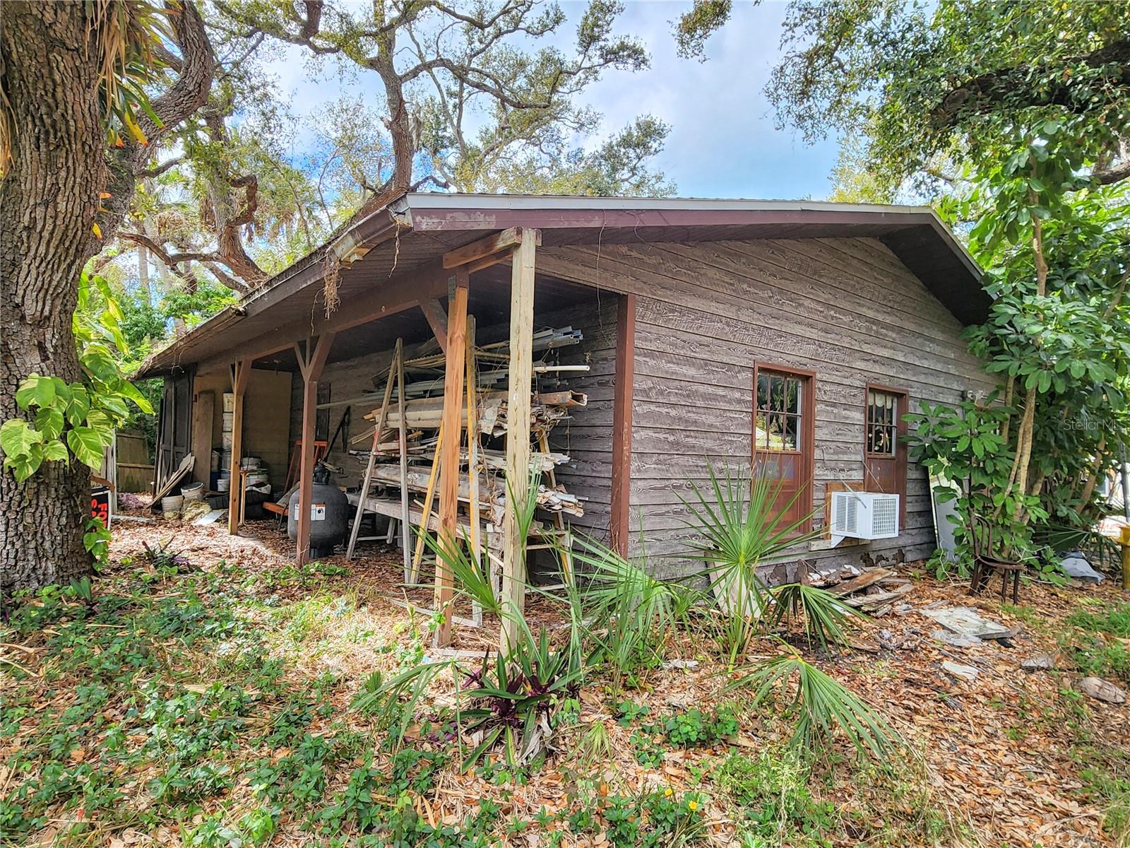SHAMROCK DR — photo 8