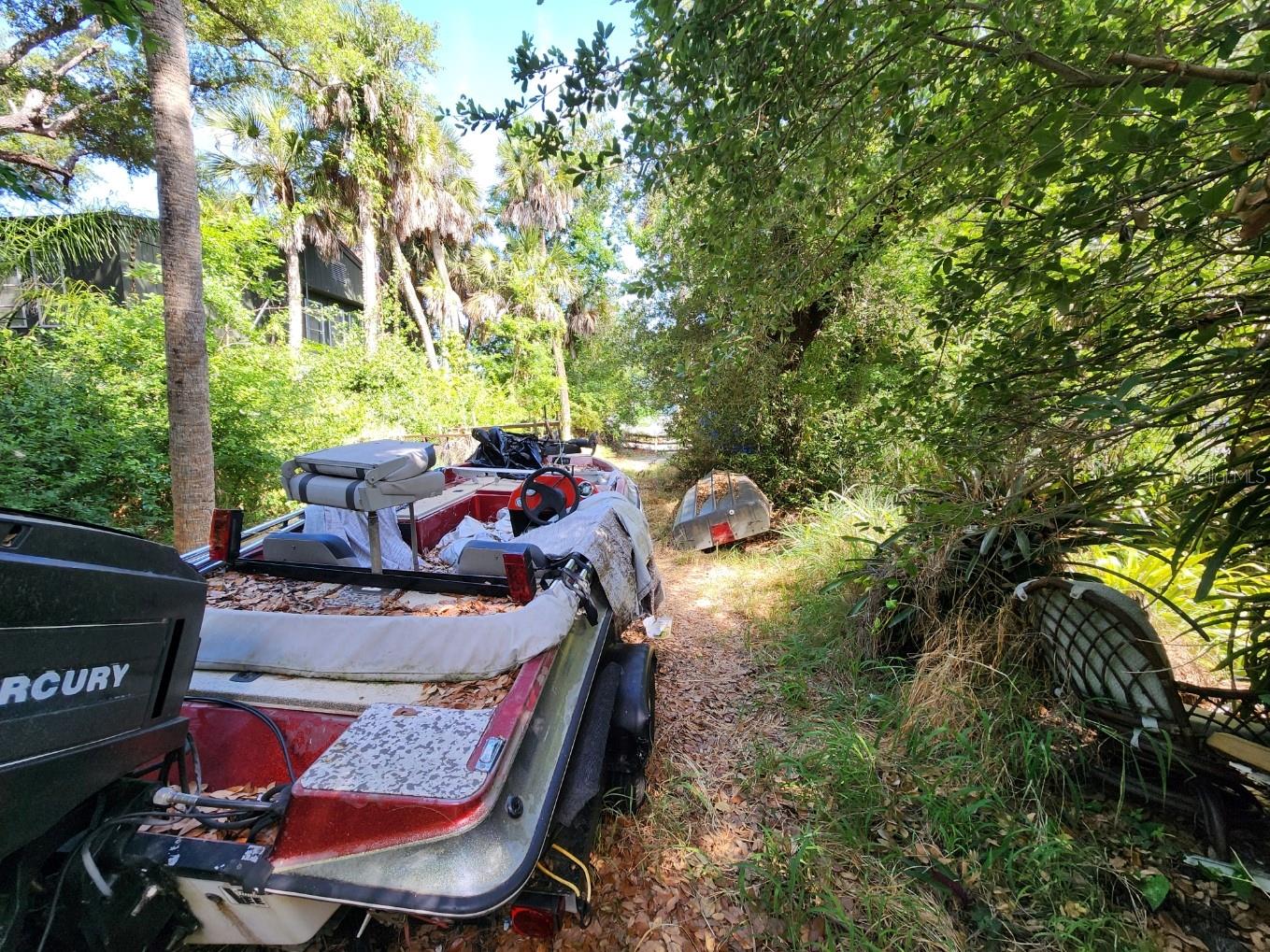 SHAMROCK DR — photo 14