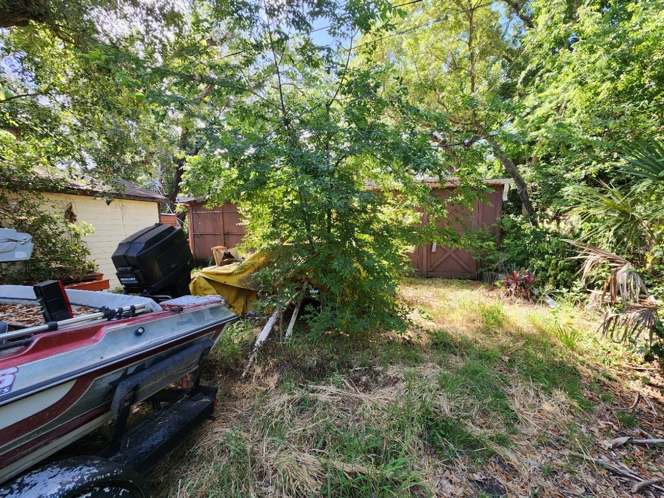 SHAMROCK DR — photo 13