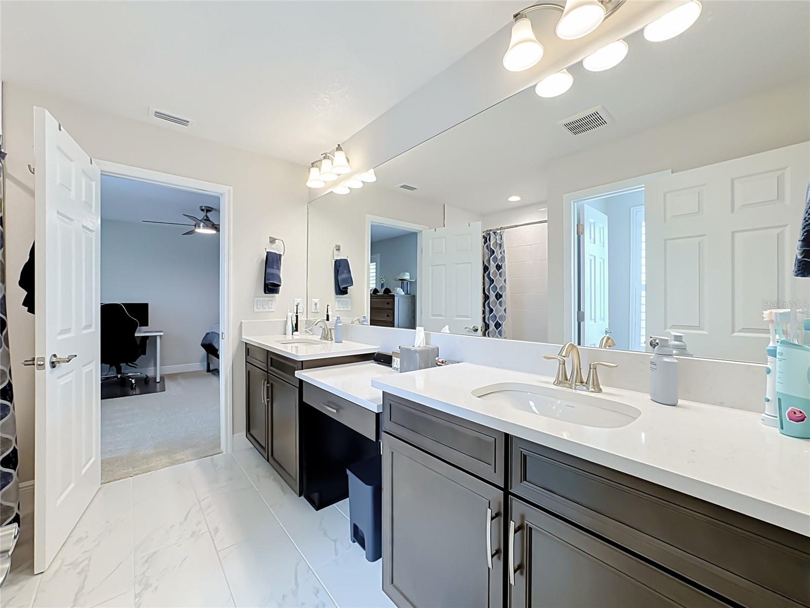 13150 WELLSPRING DR — photo 26