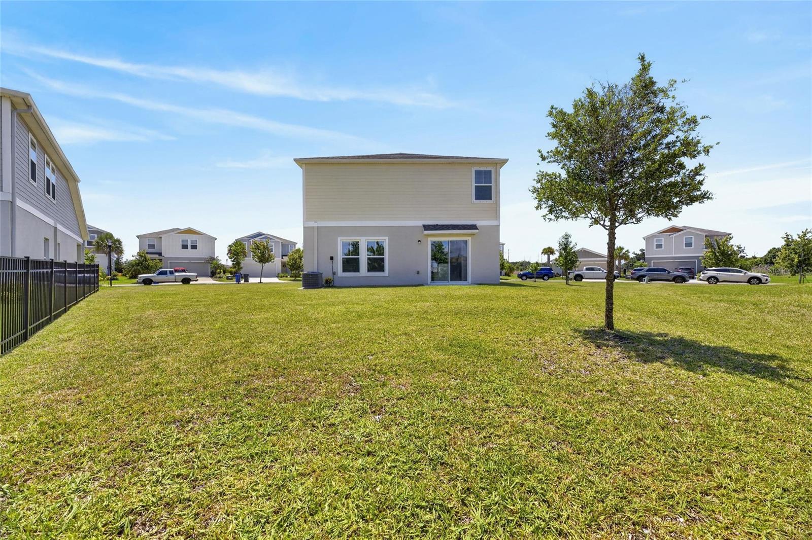 5495 SUMMER SUNSET DR — photo 37