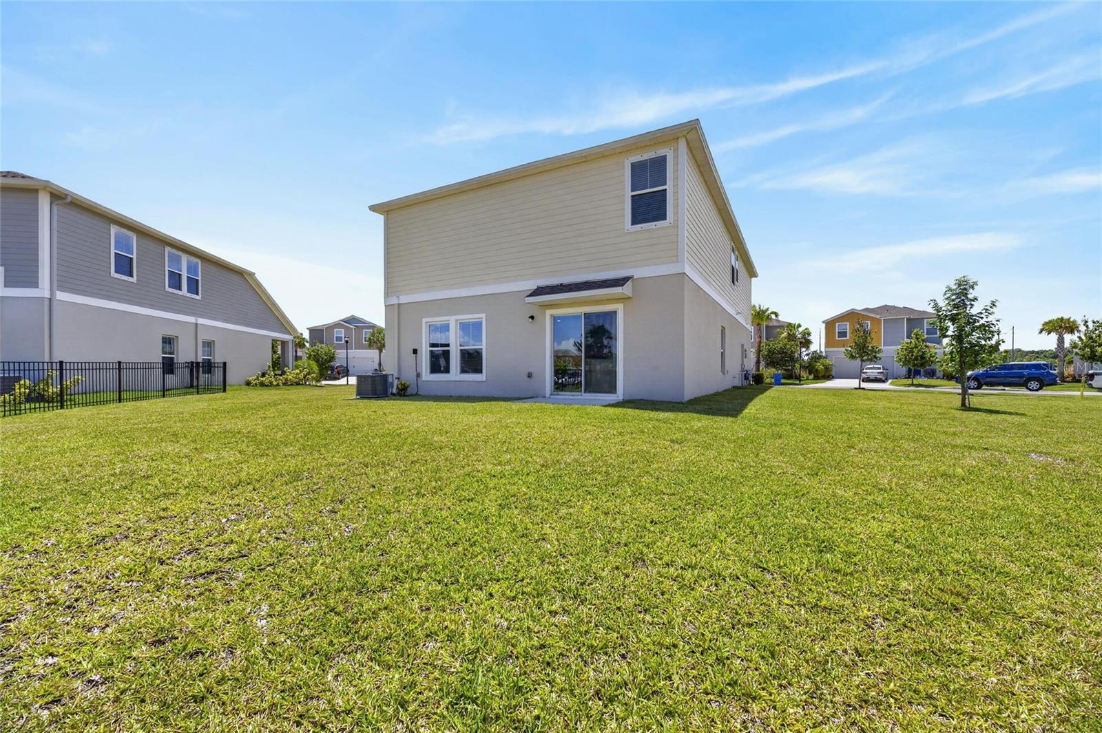 5495 SUMMER SUNSET DR — photo 36