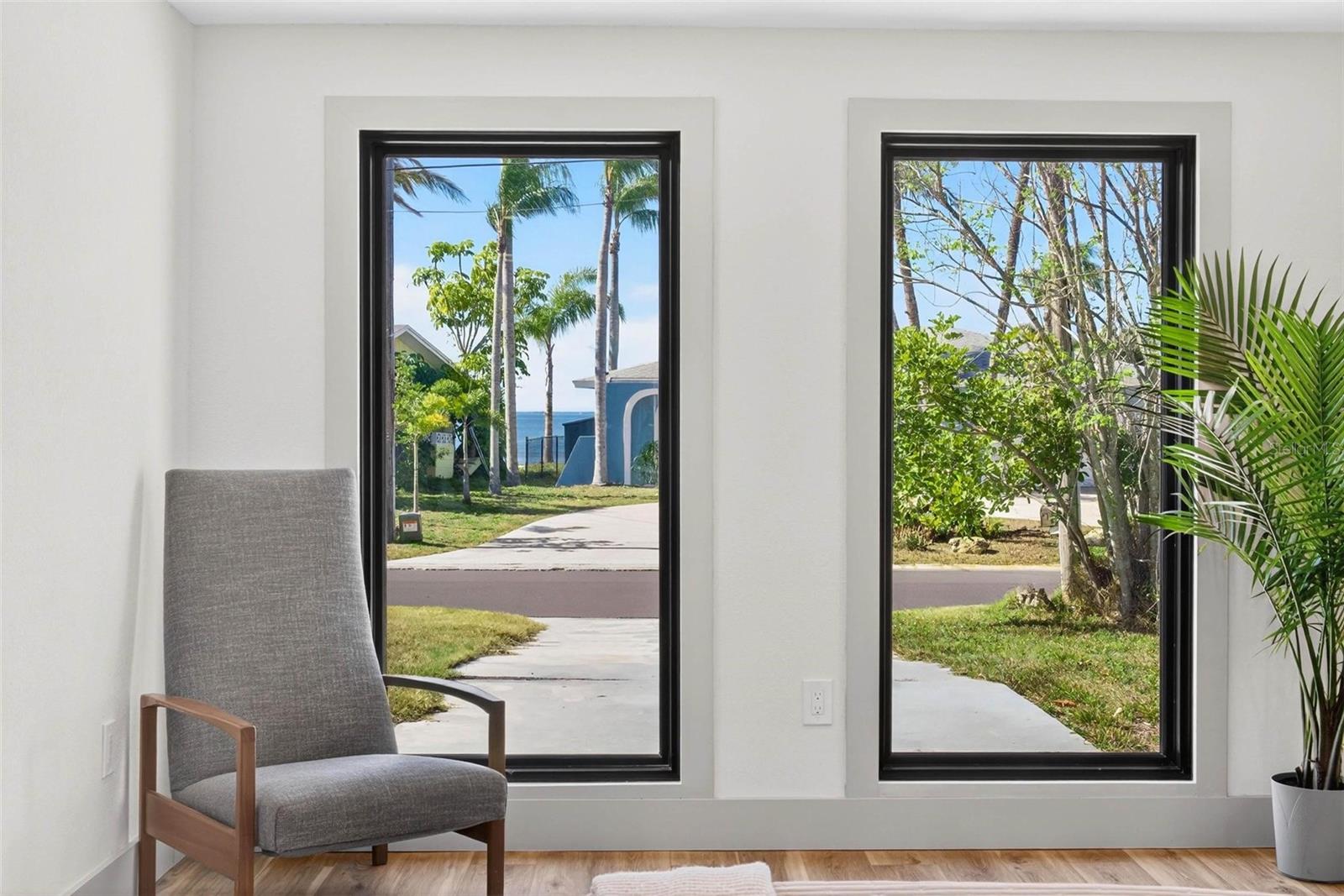 203 DRIFTWOOD DR W — photo 16