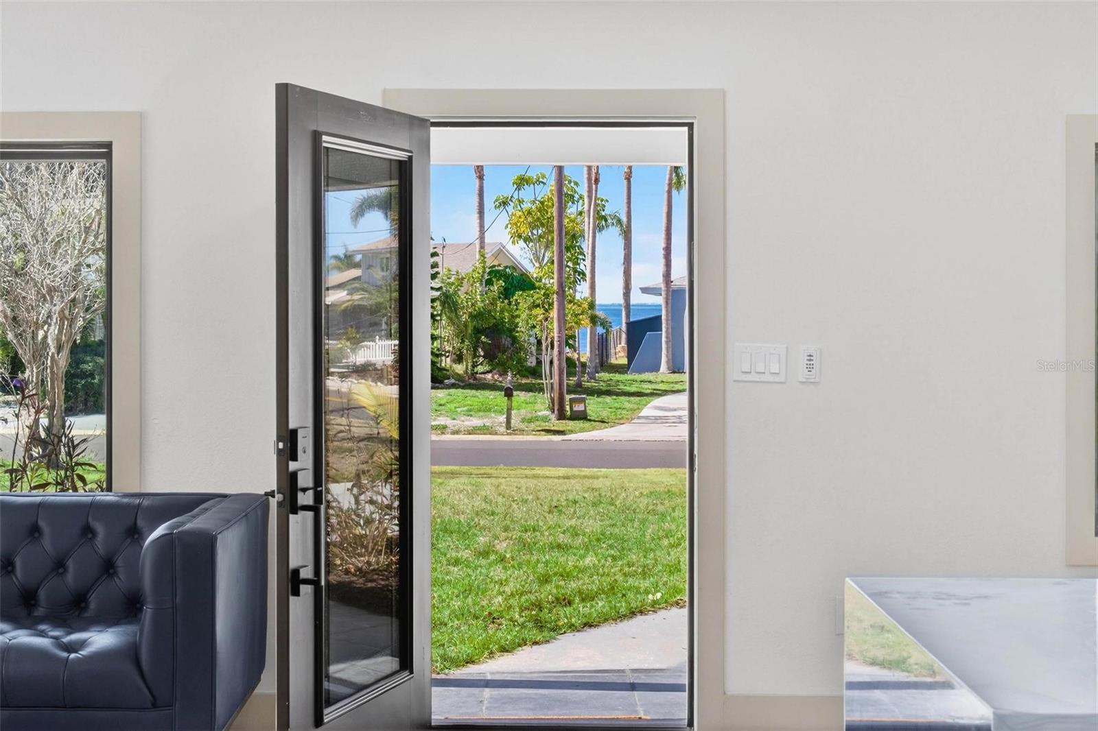 203 DRIFTWOOD DR W — photo 28