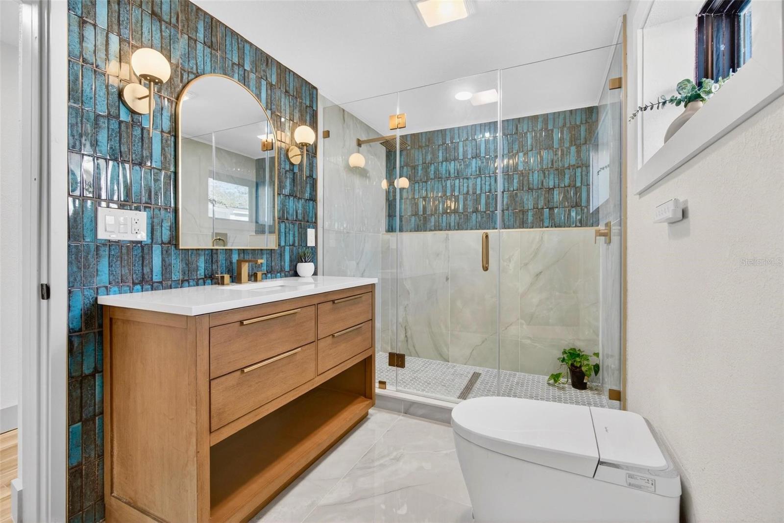 203 DRIFTWOOD DR W — photo 19