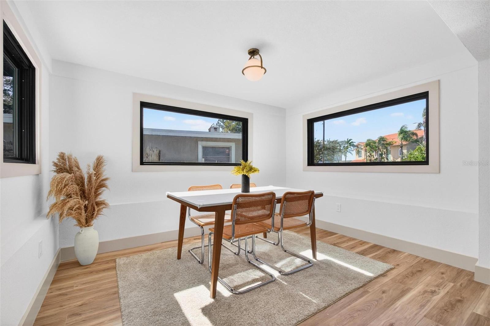 203 DRIFTWOOD DR W — photo 12