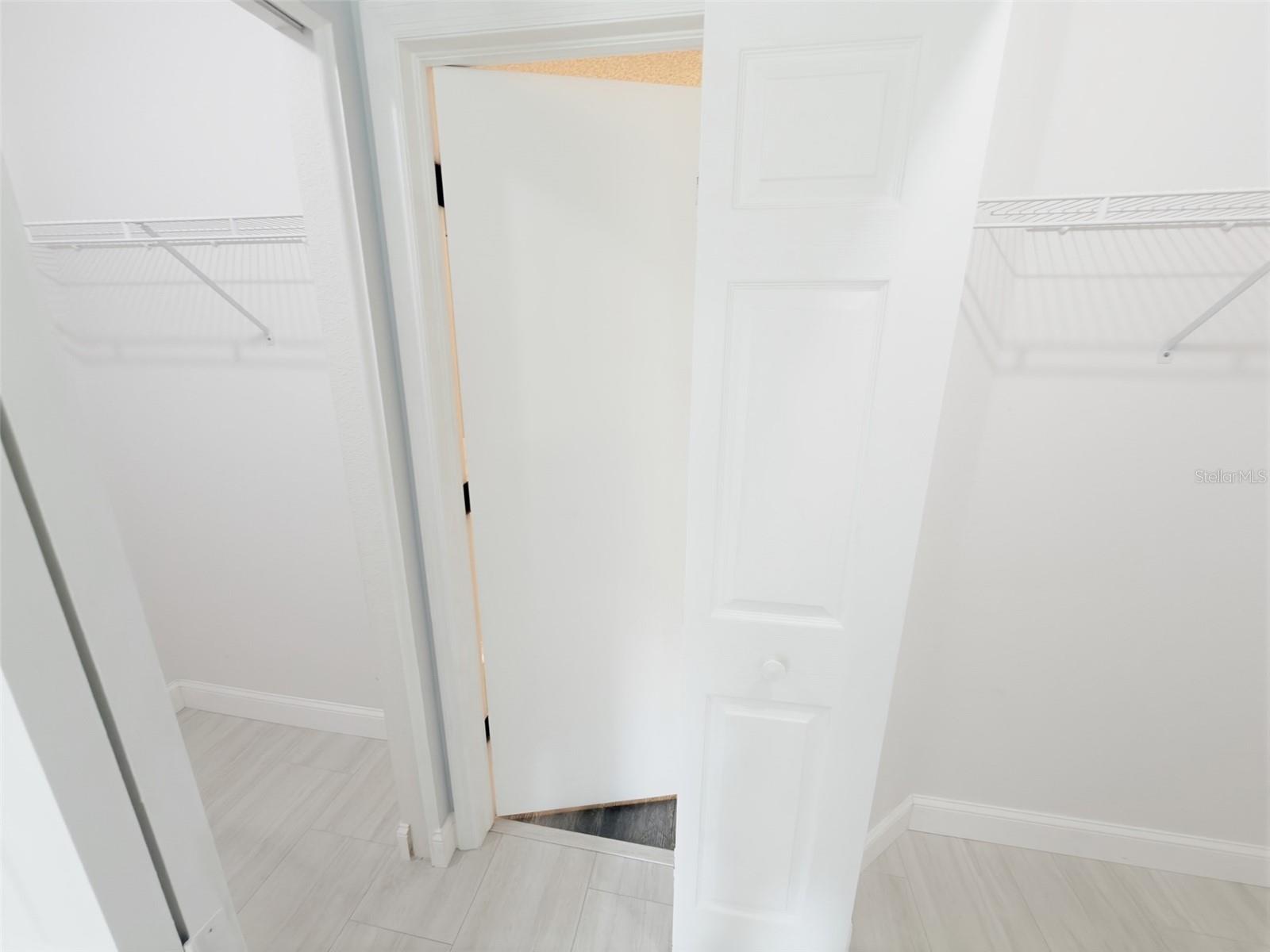 18730 WORTHINGTON DR — photo 25