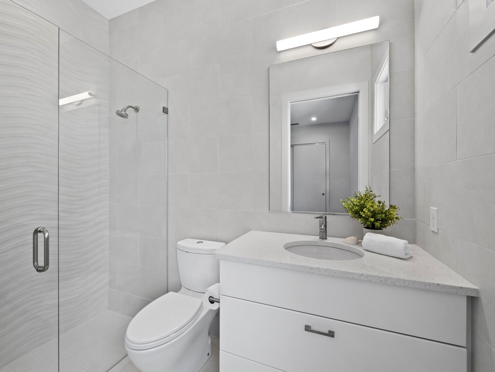471 ISLAND CIR — photo 36