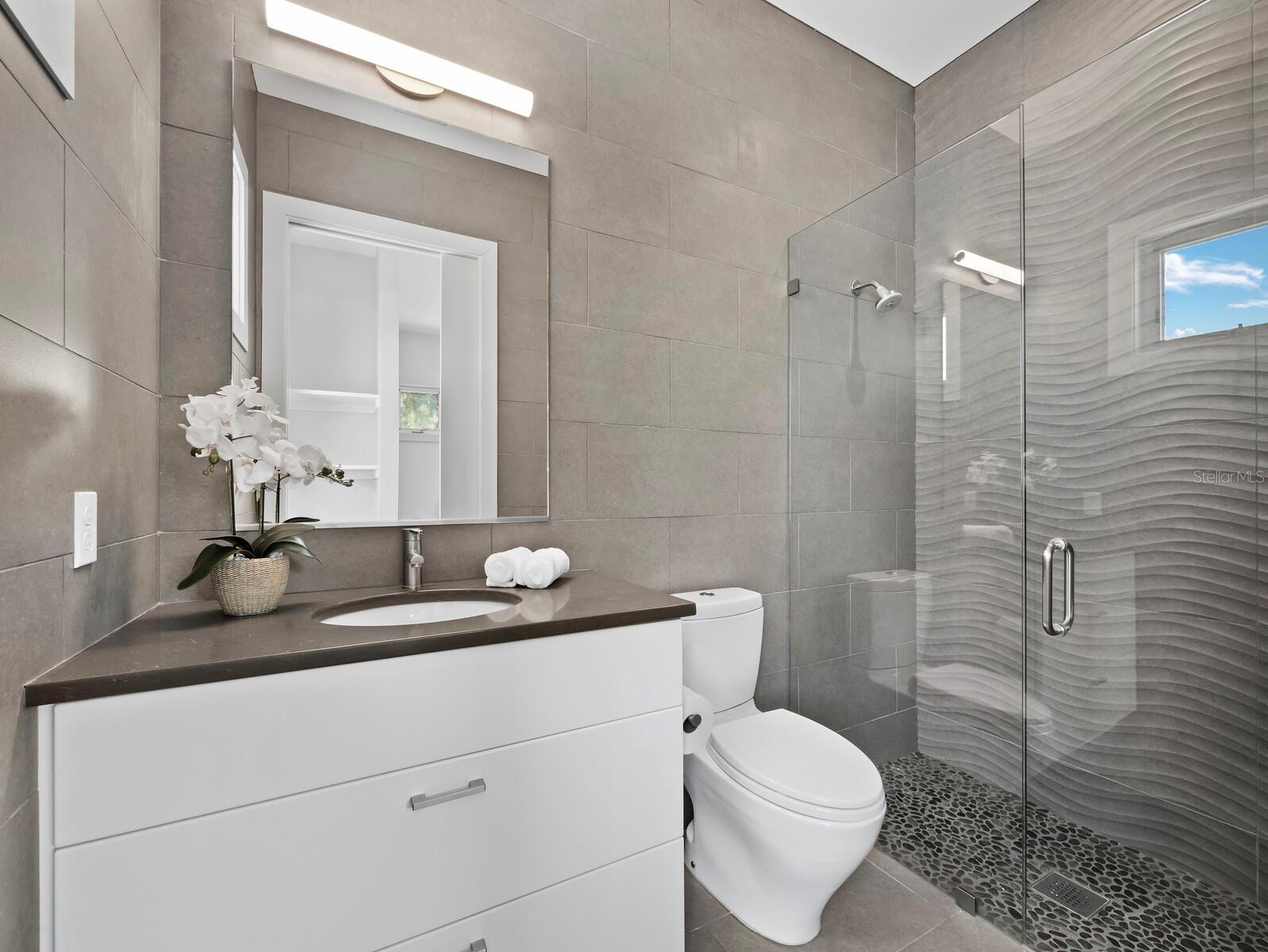 471 ISLAND CIR — photo 34