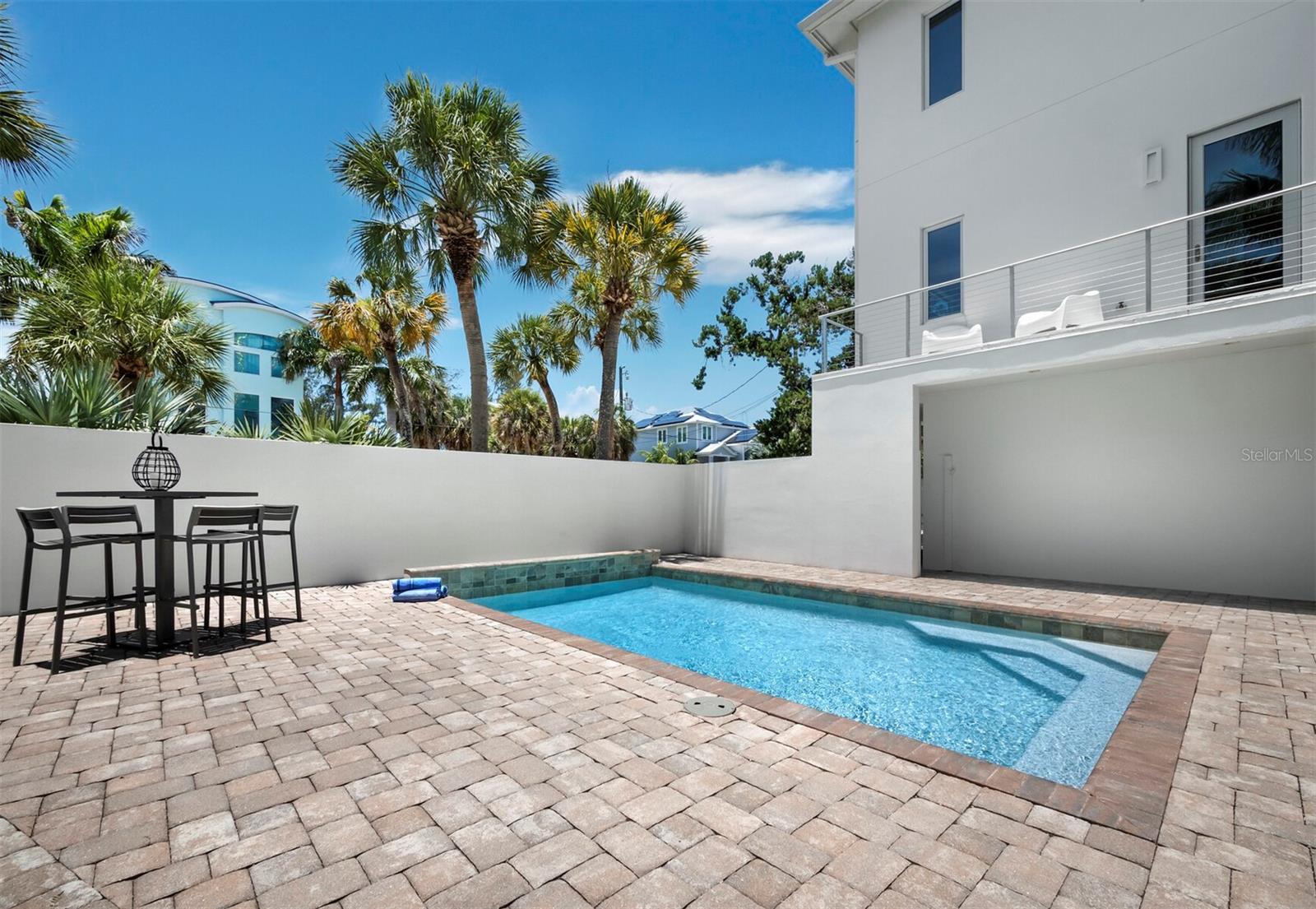 471 ISLAND CIR — photo 8