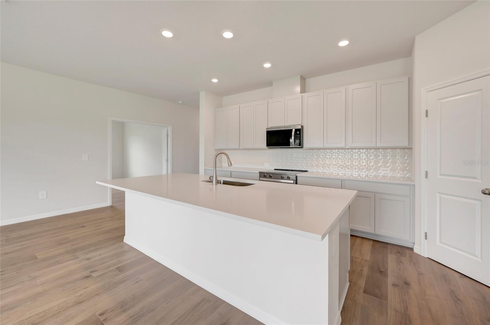 318 STETSON RISE CT — photo 4